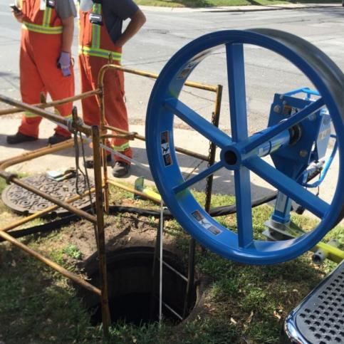 Tricks of The Trade: How Technicians Use Cable Pulling Grips For Easy Fiber Optic Installation